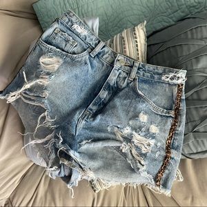 Sz 4 Zara distressed cheetah animal stripe shorts